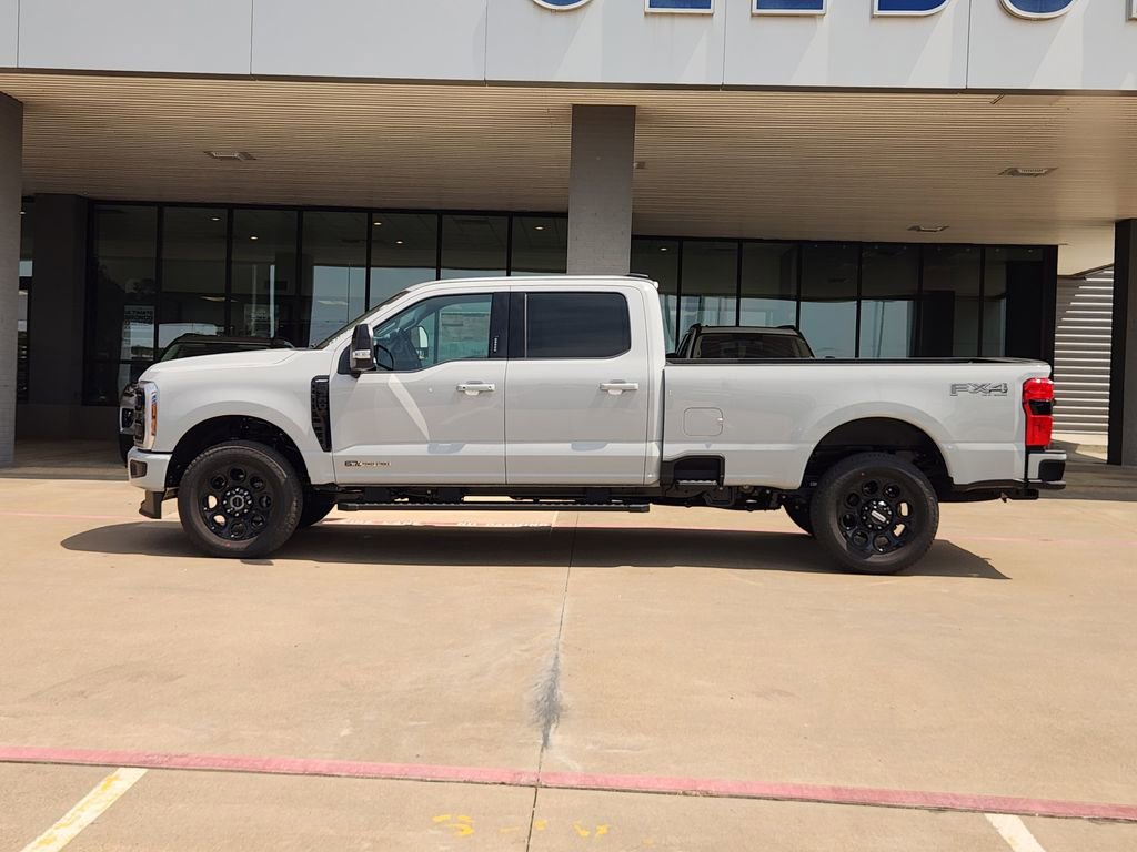 New 2026 Ford F350 4x4 Crew Cab Super Duty image 3
