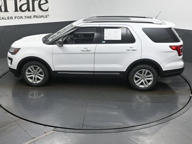 Used 2019 Ford Explorer XLT w/ Equipment Group 202A AWD/4WD image 44