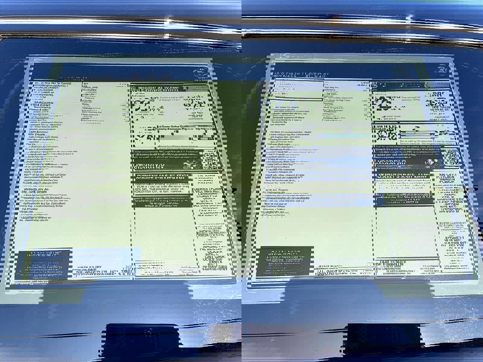 New 2025 Land Rover Range Rover Velar Dynamic SE AWD/4WD image 37