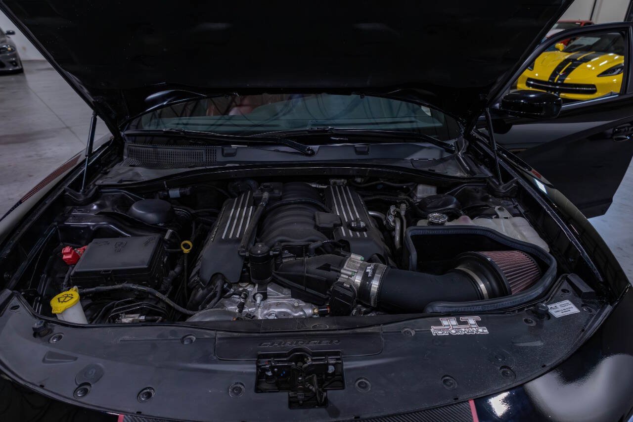 Used 2020 Dodge Charger Scat Pack RWD image 16