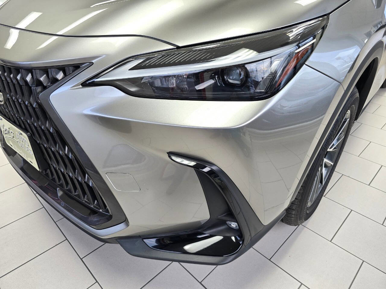 Used 2023 Lexus NX 350 AWD image 6