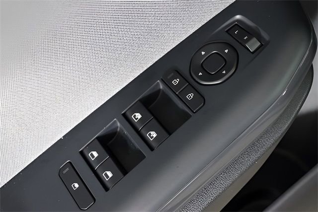 Certified 2025 Kia K4 EX image 9