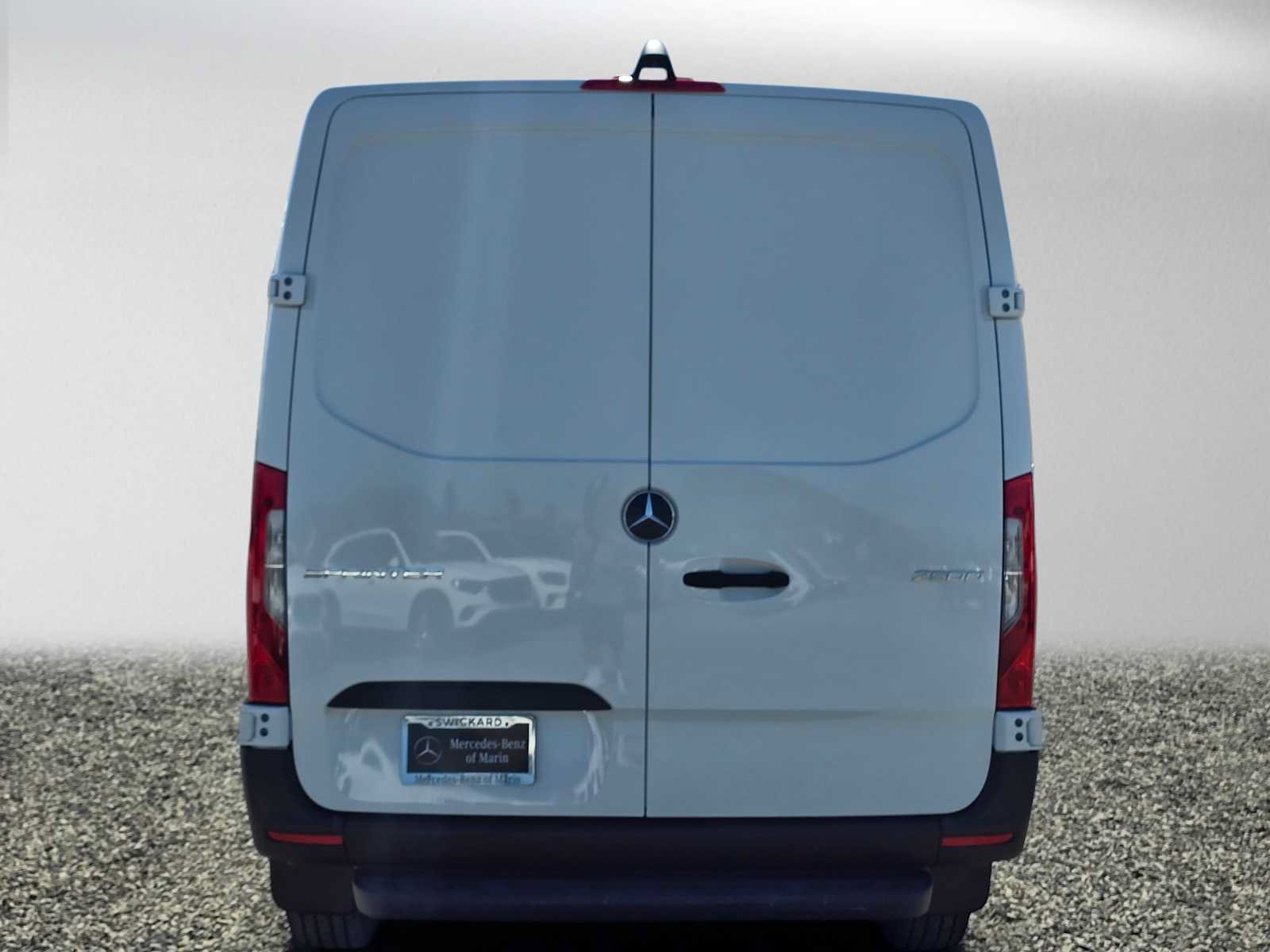 Used 2025 Mercedes-Benz Sprinter 2500 image 4