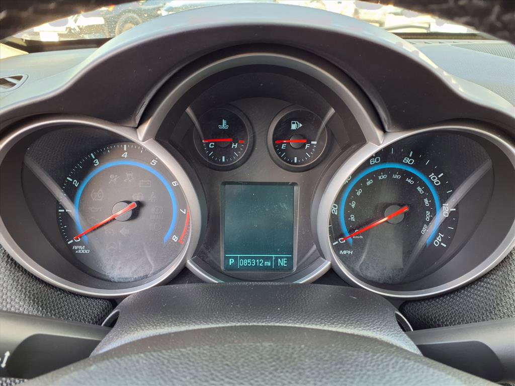 Used 2015 Chevrolet Cruze LT image 14