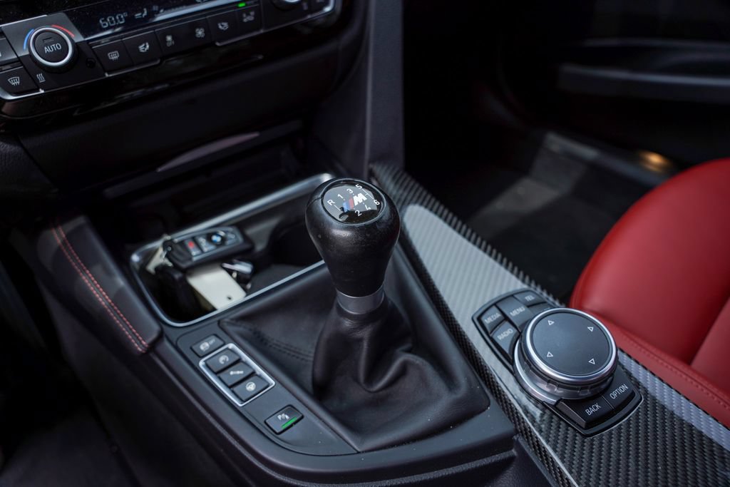 Used 2016 BMW M3 RWD image 27