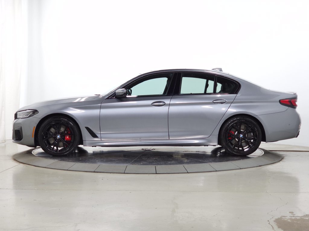 Used 2023 BMW 540i xDrive w/ Executive Package AWD/4WD image 4