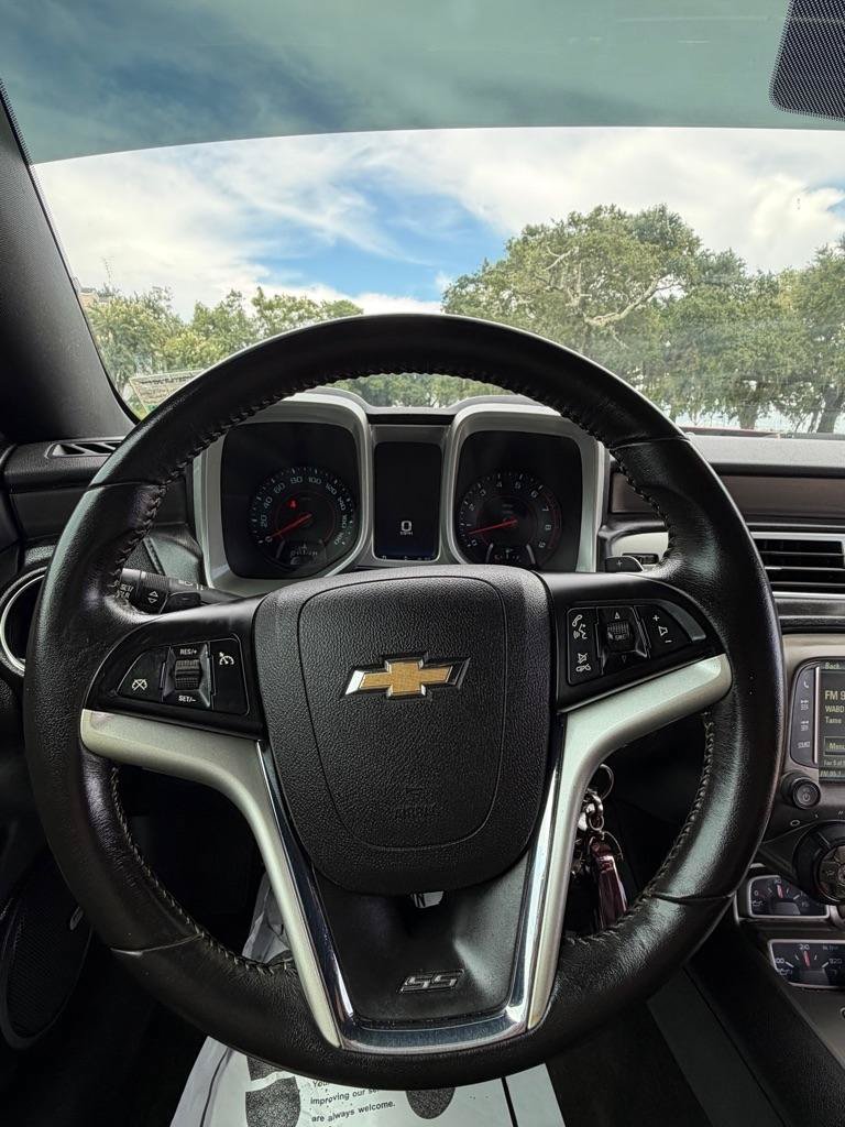 Used 2014 Chevrolet Camaro SS w/ RS Package RWD image 16