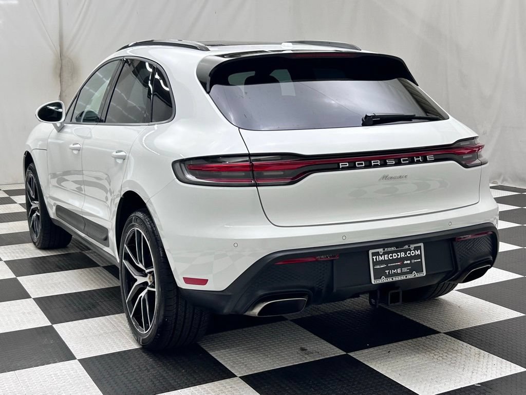 Used 2024 Porsche Macan AWD/4WD image 5