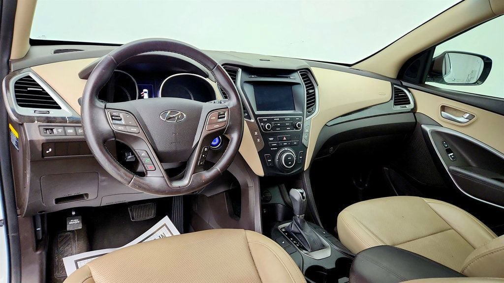 Used 2017 Hyundai Santa Fe Sport FWD image 10