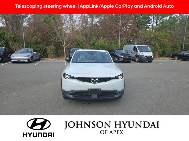 Used 2022 MAZDA MX-30 Electric w/ Premium Package image 11