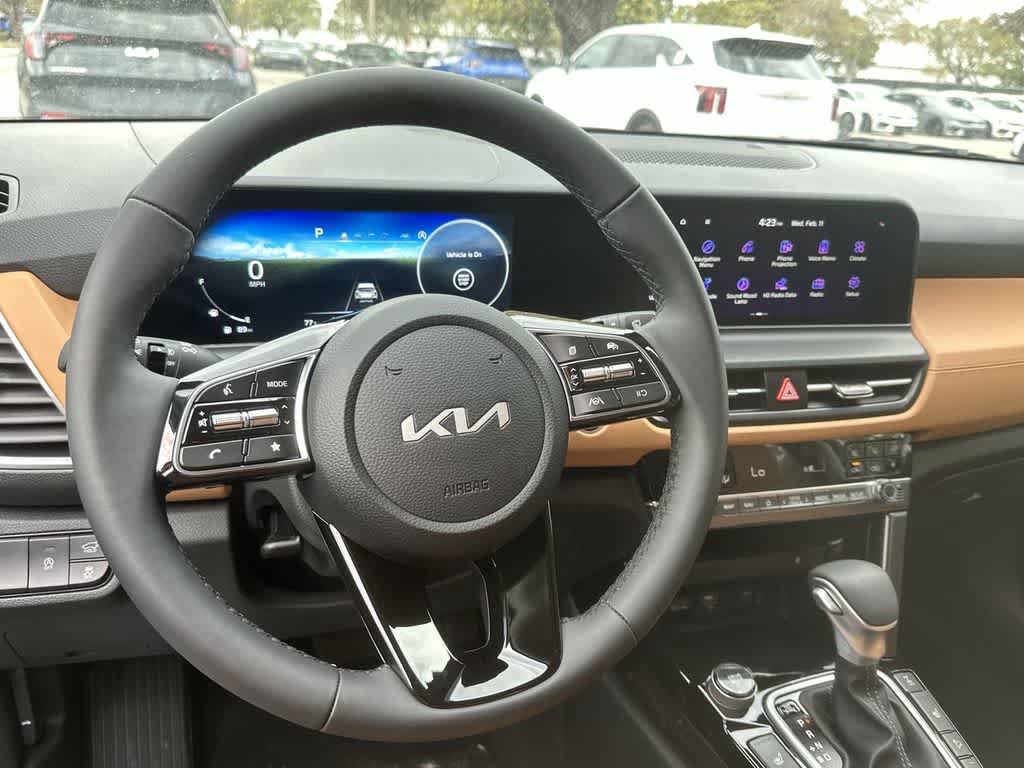 Certified 2026 Kia Seltos EX w/ EX Sunroof Package AWD/4WD image 13
