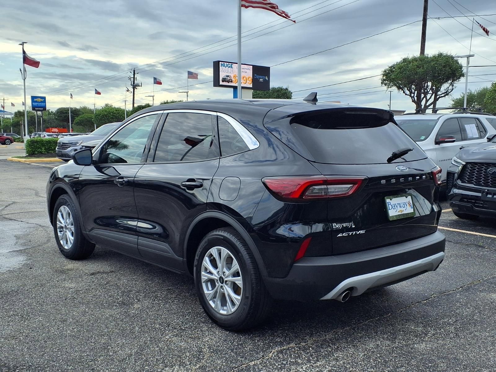 Used 2024 Ford Escape Active FWD image 23