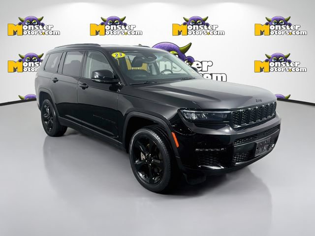 Used 2023 Jeep Grand Cherokee L Limited w/ Black Appearance Package AWD/4WD image 3