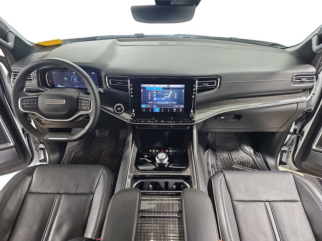 Used 2022 Jeep Wagoneer Series II AWD/4WD image 11