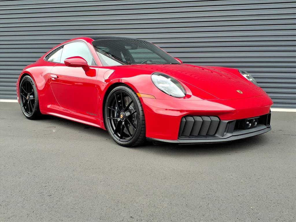 Certified 2025 Porsche 911 Carrera GTS image 32
