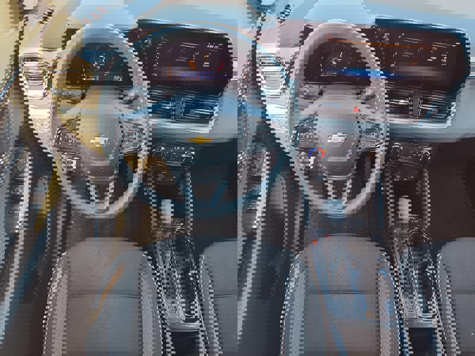 Used 2025 Chevrolet TrailBlazer LT image 4