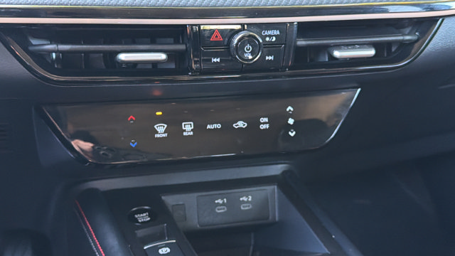 Used 2025 Nissan Kicks SR w/ Illumination Package FWD image 23
