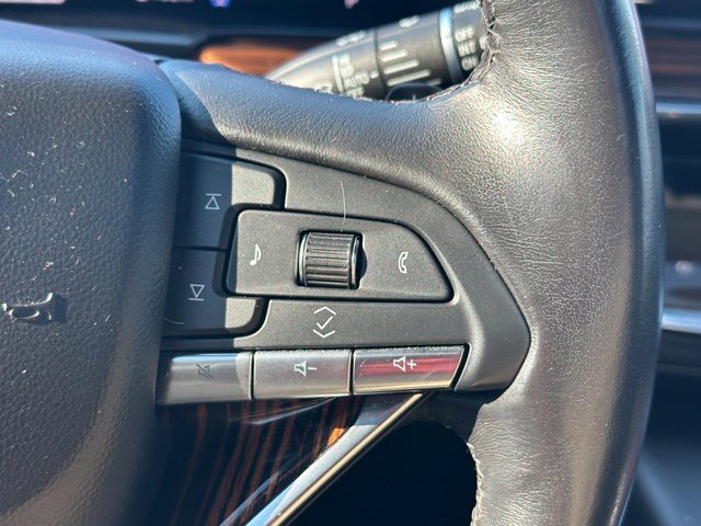 Used 2023 Cadillac Escalade Premium Luxury AWD/4WD image 39