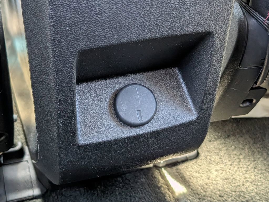 Used 2017 Chevrolet Equinox LT w/ Sport Edition image 29