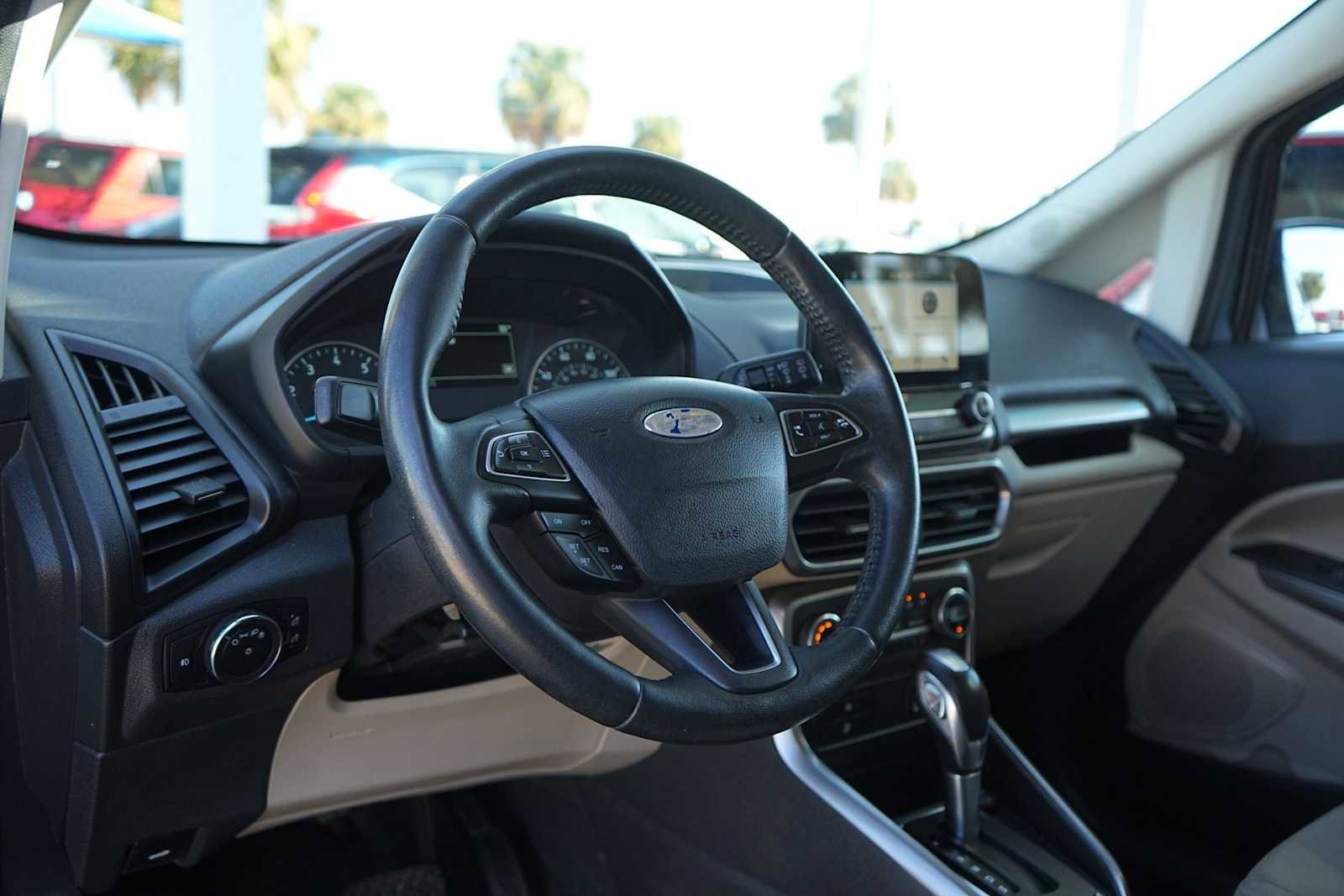 Used 2019 Ford EcoSport SE image 2