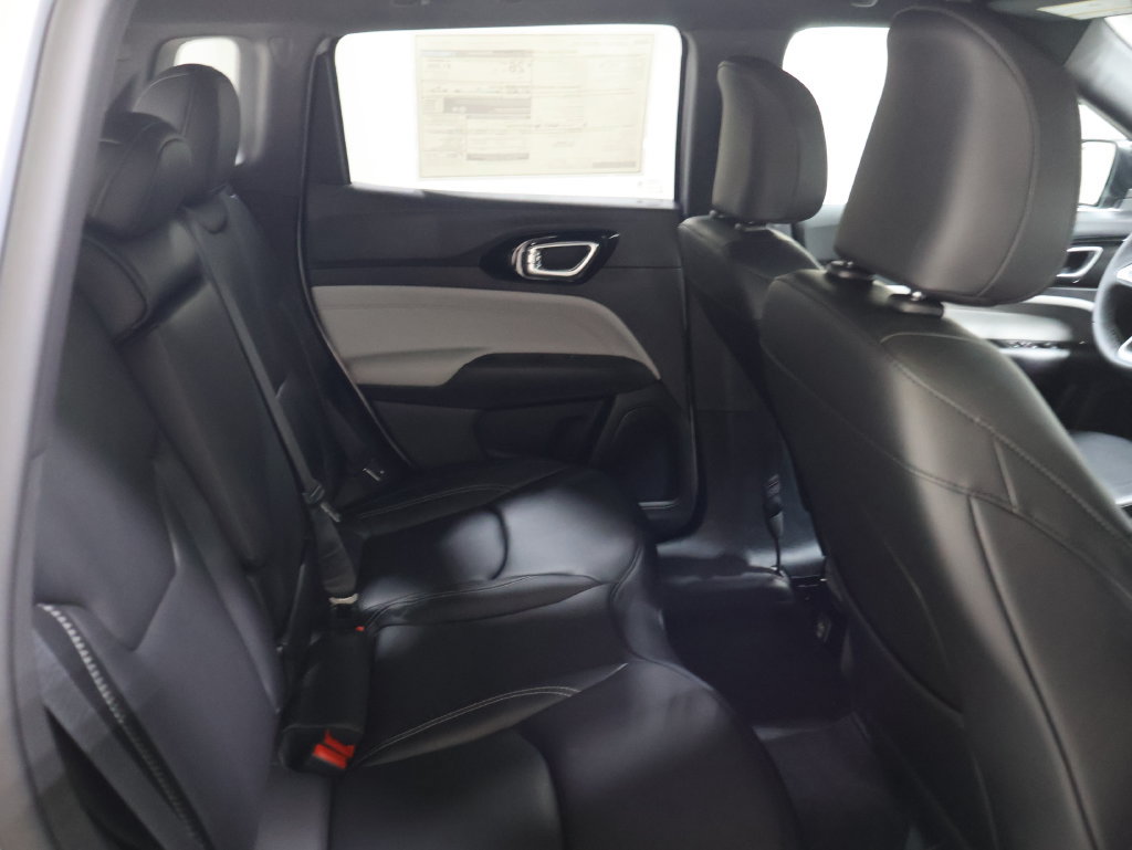 New 2026 Jeep Compass Limited AWD/4WD image 14