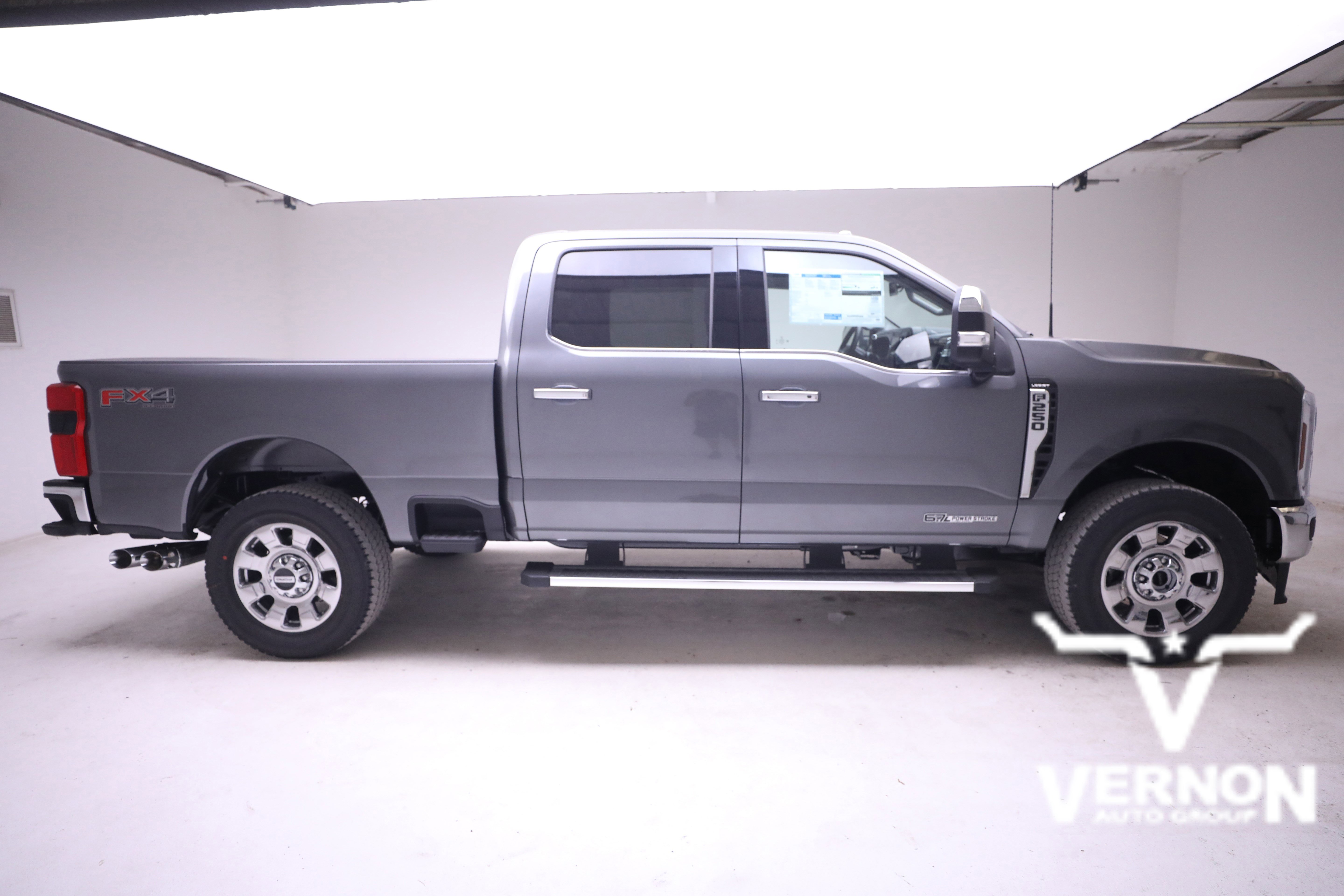 New 2026 Ford F250 Lariat w/ Chrome Package image 6