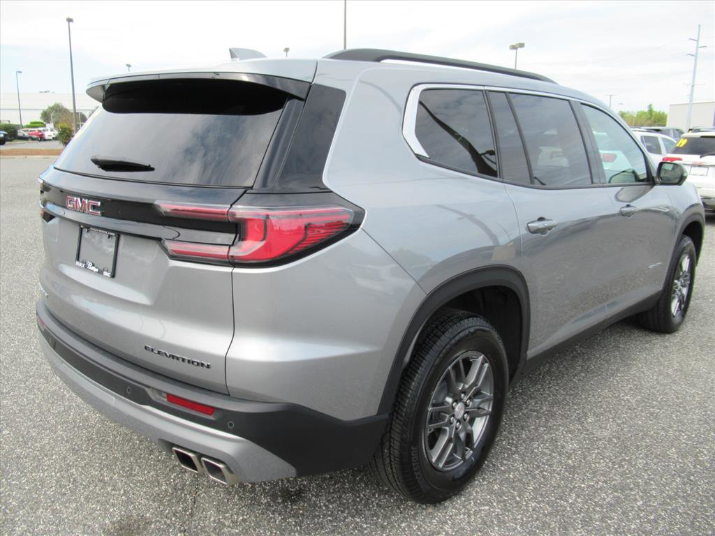 Used 2025 GMC Acadia Elevation image 7