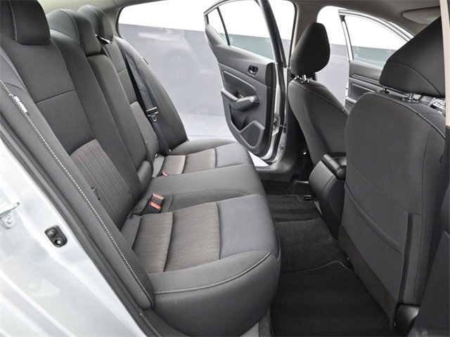 Used 2024 Nissan Altima 2.5 SV image 10