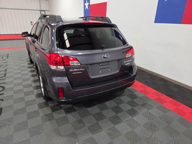 Used 2014 Subaru Outback 2.5i Limited image 12