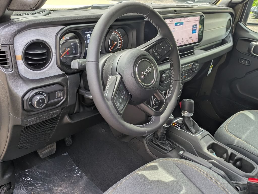 New 2026 Jeep Gladiator Sport AWD/4WD image 13