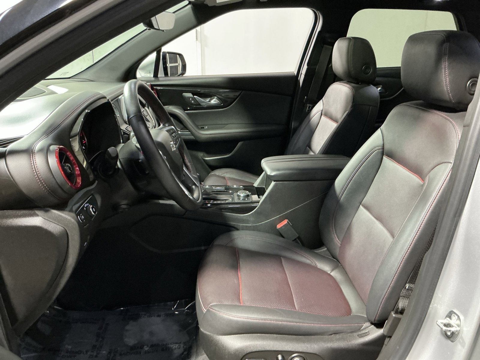 Used 2021 Chevrolet Blazer RS w/ Enhanced Convenience Package image 21