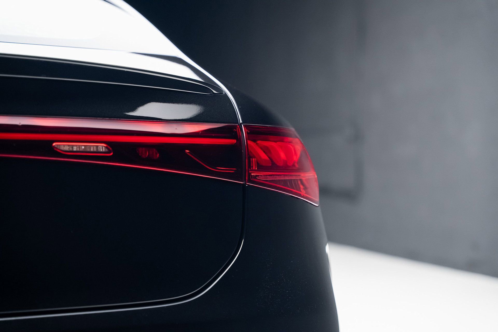 Used 2023 Mercedes-Benz EQS 450+ Sedan w/ AMG Line Exterior Package image 29