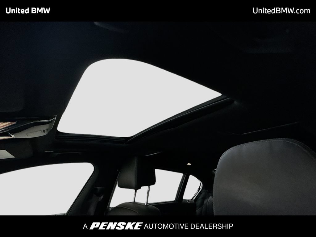 Used 2020 BMW 740i w/ M Sport Package RWD image 12