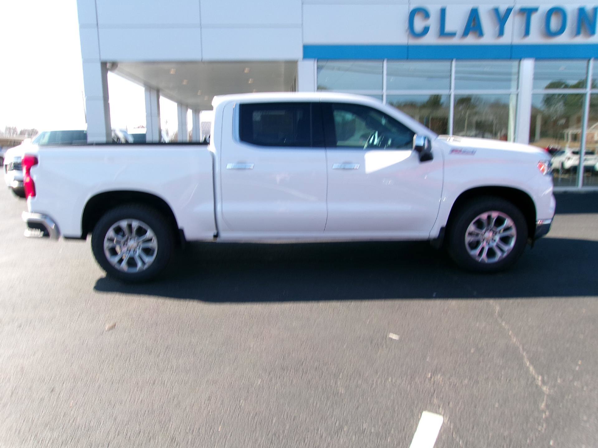 New 2026 Chevrolet Silverado 1500 LTZ w/ LTZ Premium Package image 2