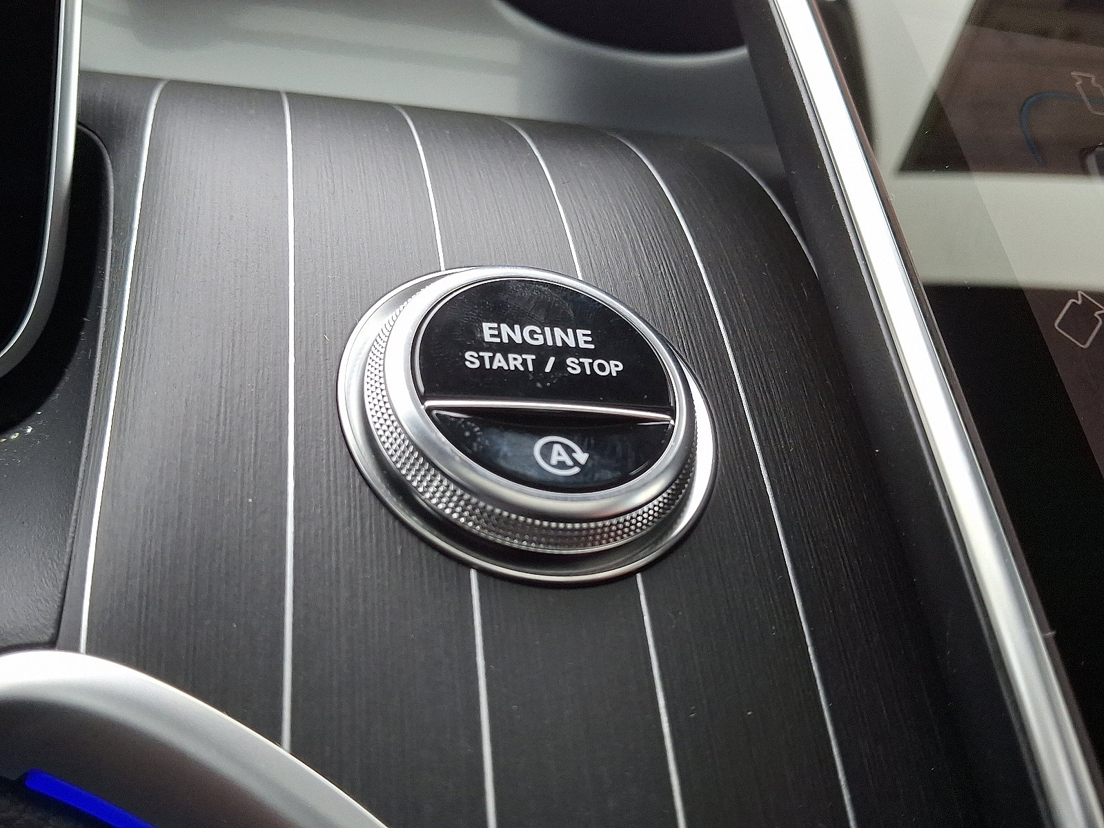 New 2026 Mercedes-Benz GLC 300 4MATIC image 19