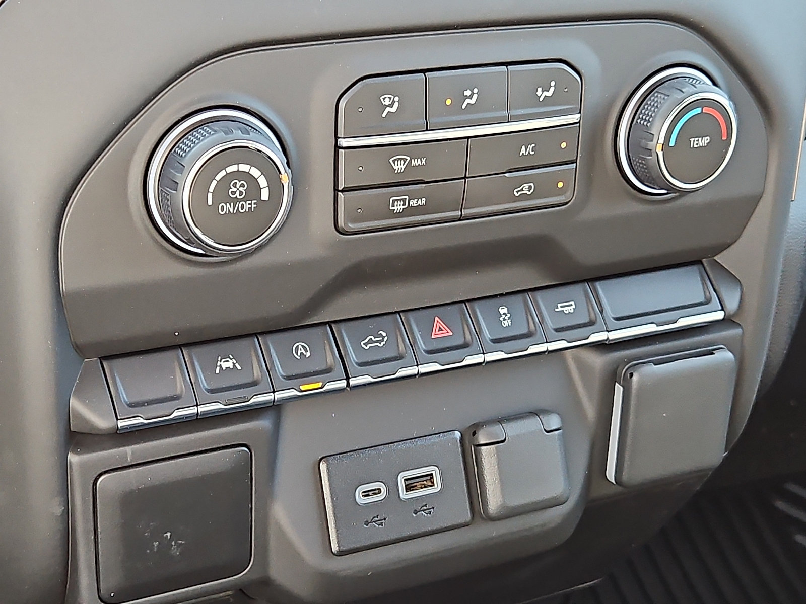New 2026 Chevrolet Silverado 1500 Custom RWD image 17