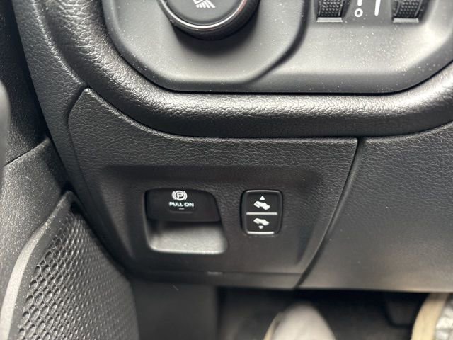 Used 2025 RAM 1500 Big Horn AWD/4WD image 16