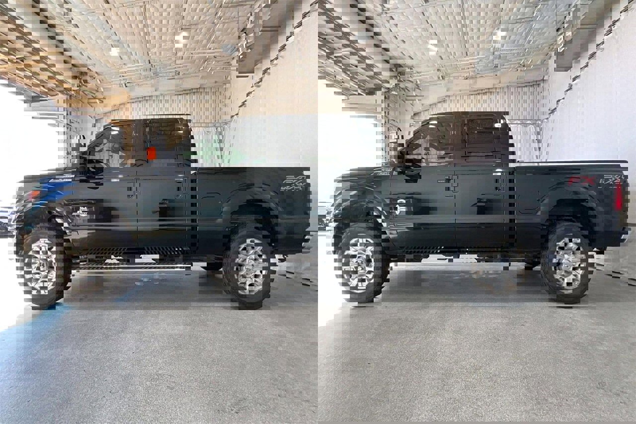 Used 2015 Ford F250 Lariat w/ Lariat Ultimate Package image 26