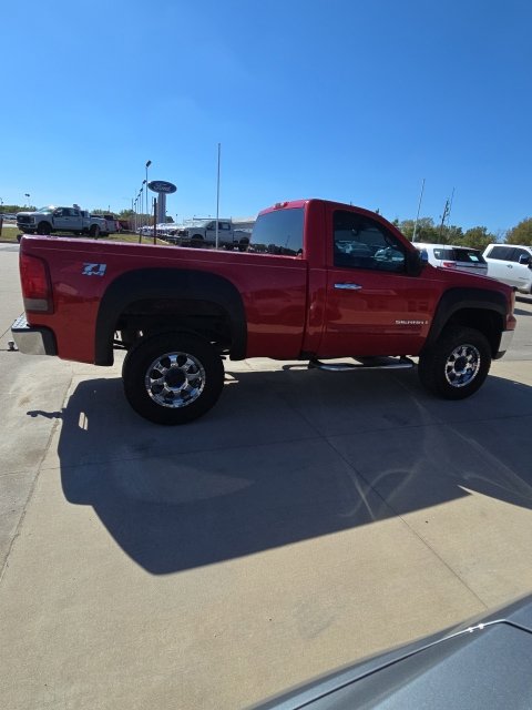 Used 2008 GMC Sierra 1500 4x4 Regular Cab image 2