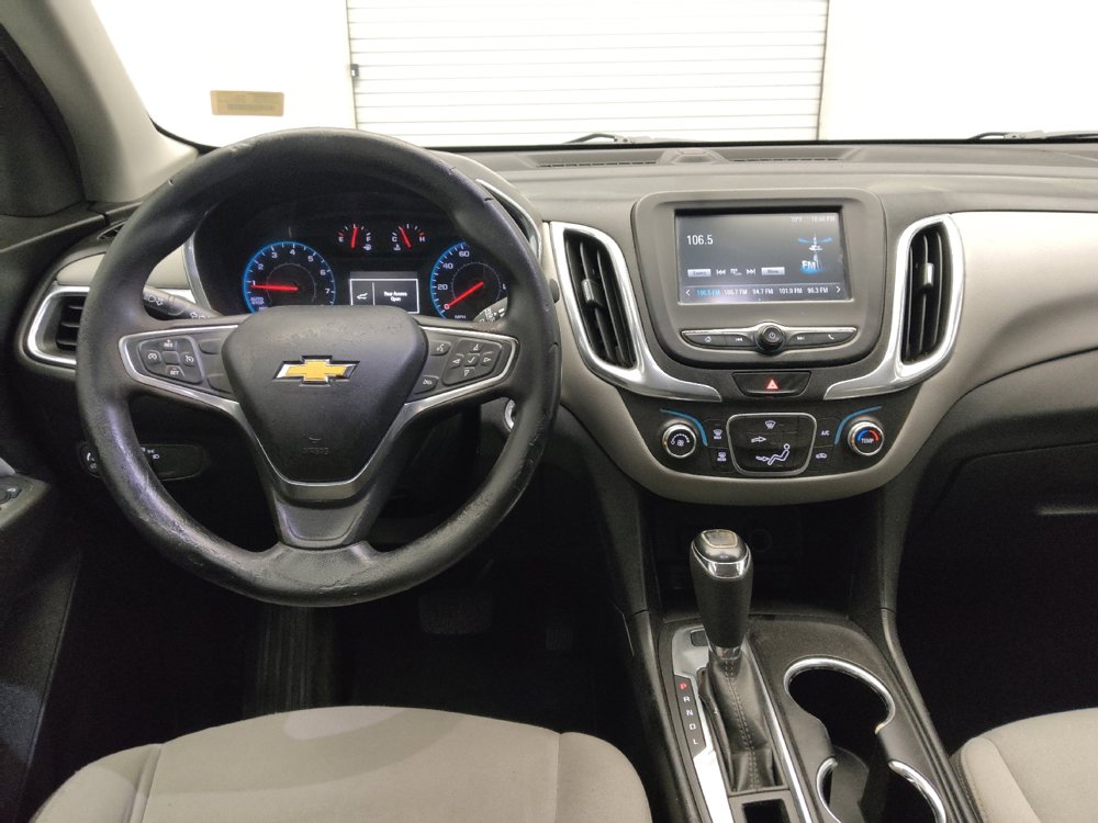 Used 2018 Chevrolet Equinox LS image 22
