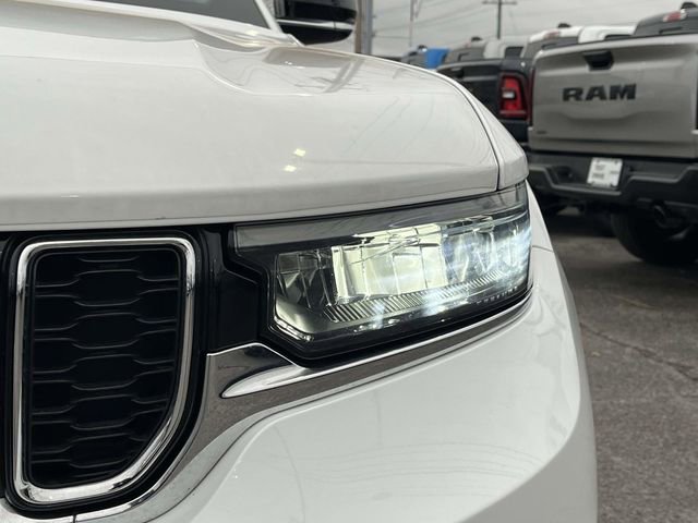 Used 2022 Jeep Grand Cherokee L Limited w/ MOPAR Finishing Package image 9