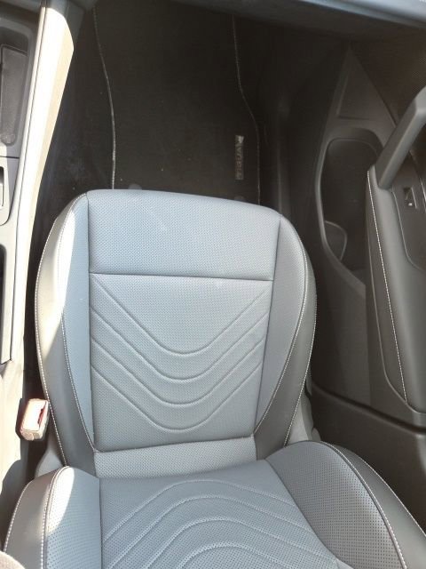 Used 2025 Volkswagen Tiguan SE w/ Panoramic Sunroof Package AWD/4WD image 20