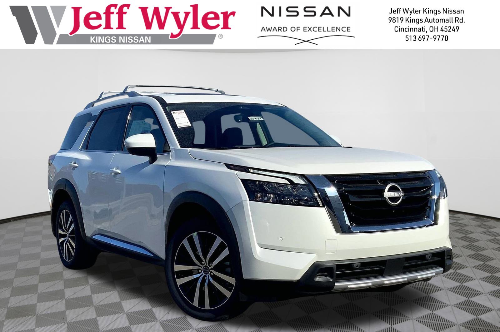 New 2025 Nissan Pathfinder Platinum