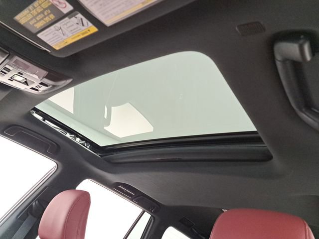 Used 2023 Lexus GX 460 Premium w/ Premium Package image 22