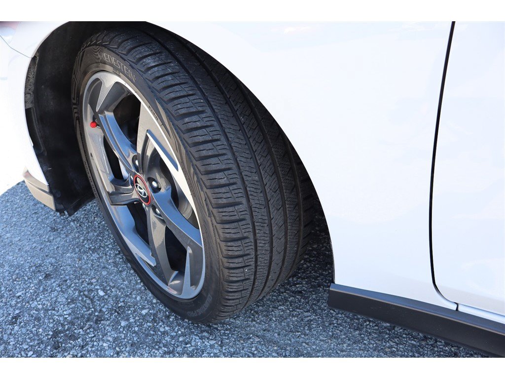 Used 2019 Hyundai Veloster Turbo Ultimate FWD image 57