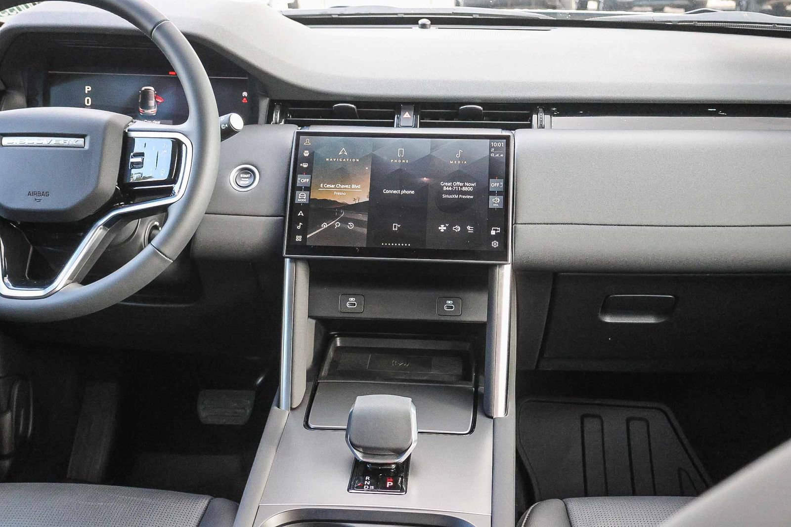 Used 2025 Land Rover Discovery Sport S image 23