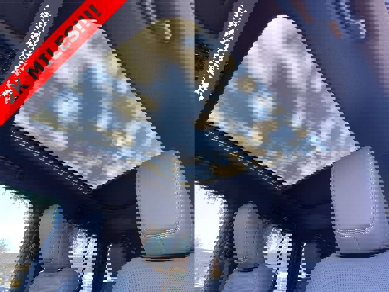 Used 2025 Lexus GX 550 w/ Cold Area Package image 28