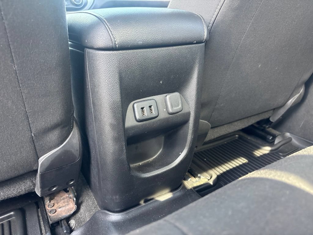 Used 2017 Chevrolet Colorado LT w/ LT Convenience Package RWD image 12