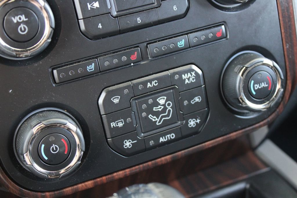 Used 2017 Ford Expedition EL Platinum image 23