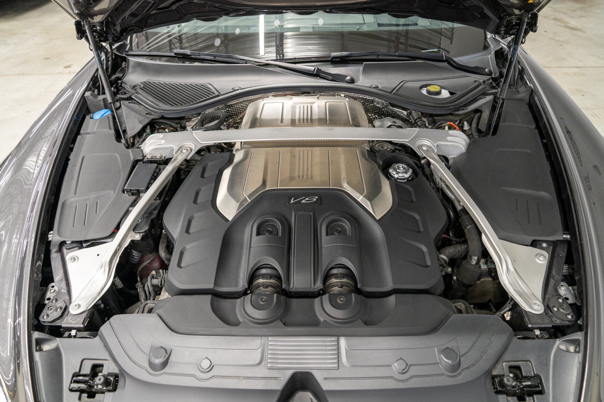 Used 2024 Bentley Continental GT V8 AWD/4WD image 11